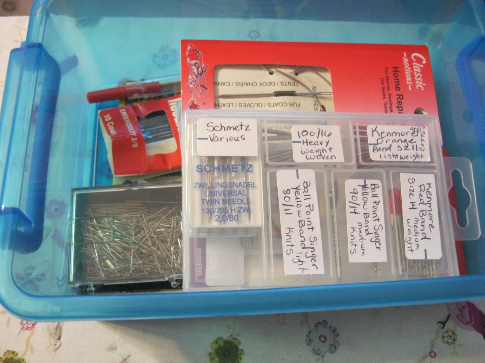 Erika's Chiquis Sewing Room Organization Part 10 Organizing Sewing