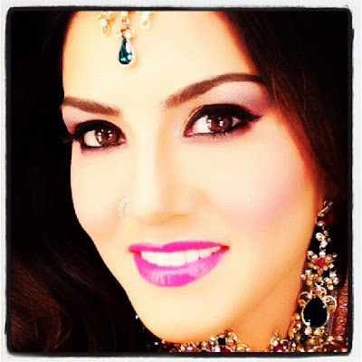 Sunny Leone tweets a pic with nose ring