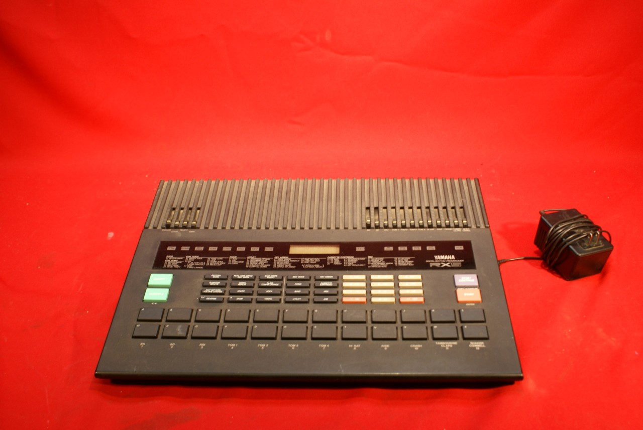 MATRIXSYNTHB Yamaha RX5 RX5 Digital Rhythm Programmer Drum Machine