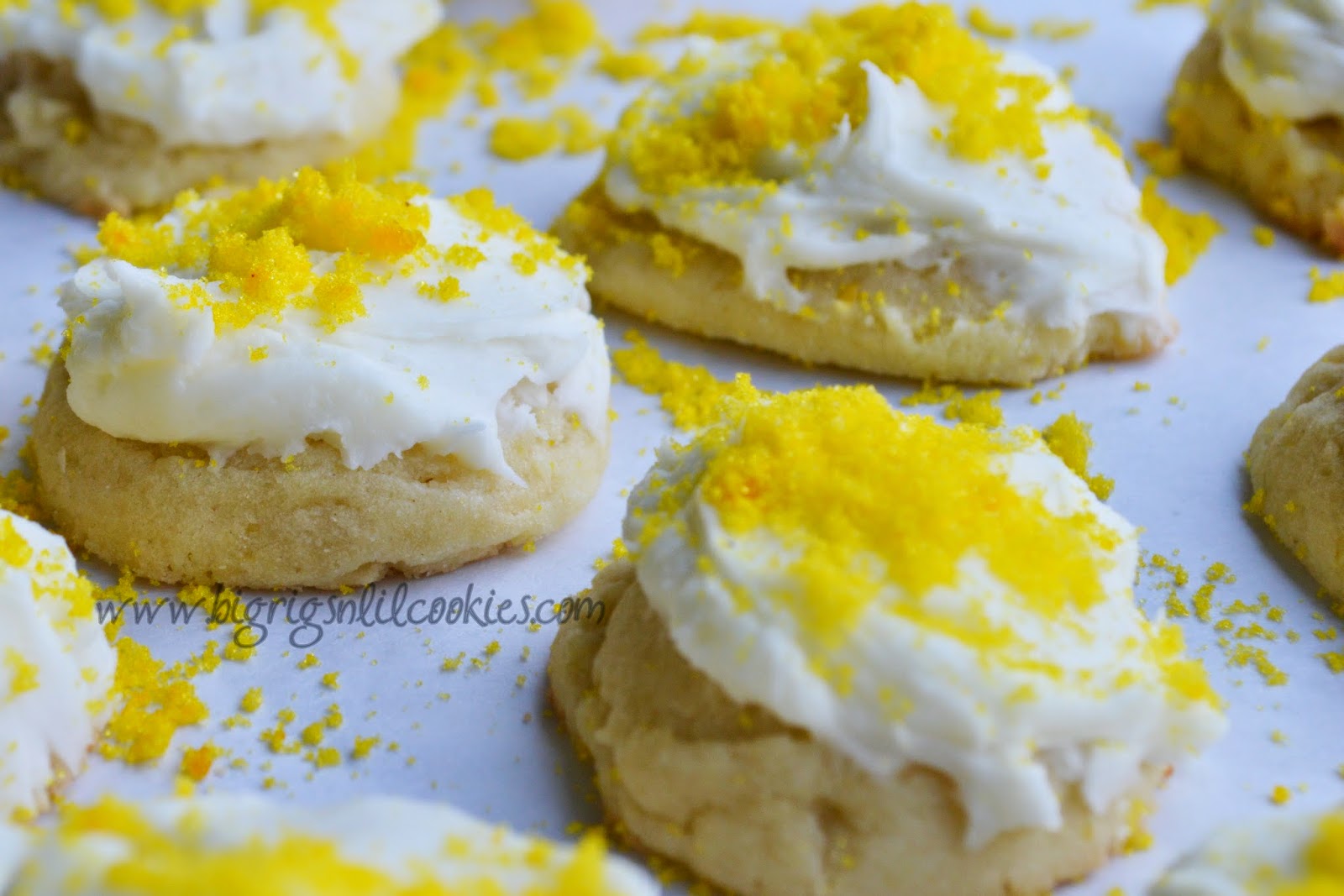 Big Rigs 'n Lil' Cookies Frosted Lemon Cookies