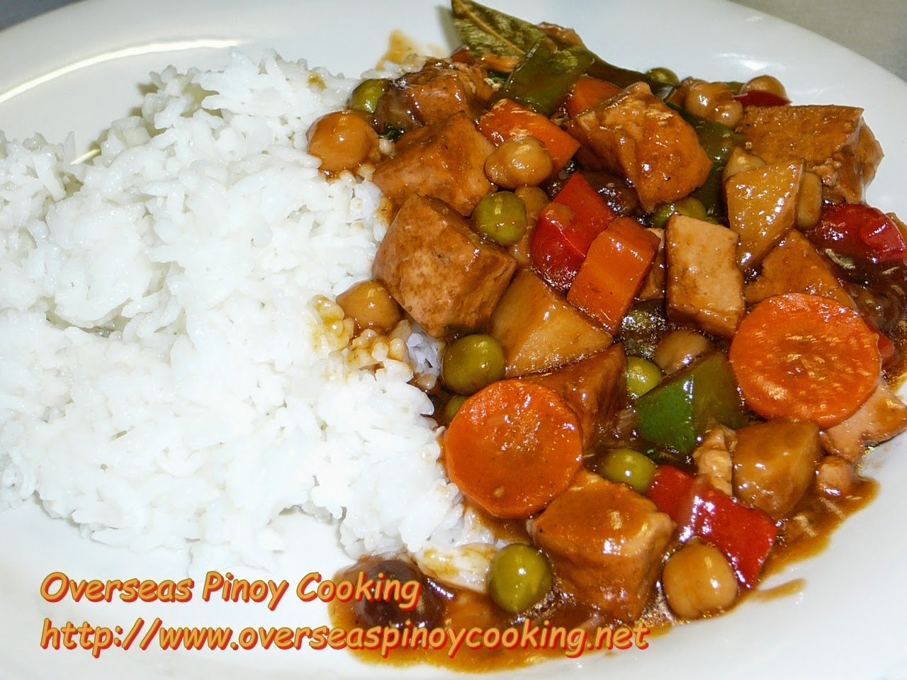 Overseas Pinoy Cooking Vegetarian Menudo, Tofu Menudo