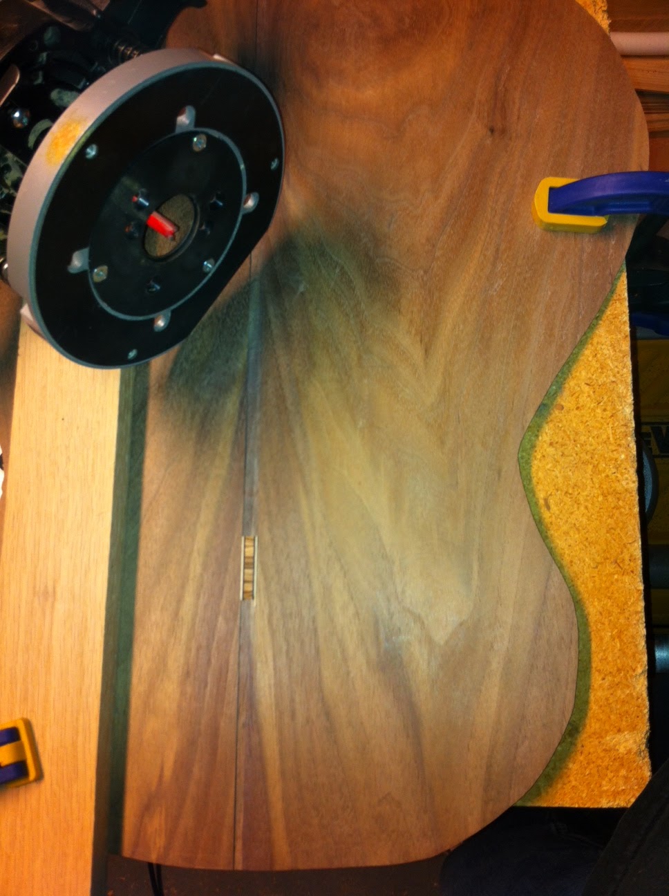 Making an acoustic guitar Back Spine Inlay