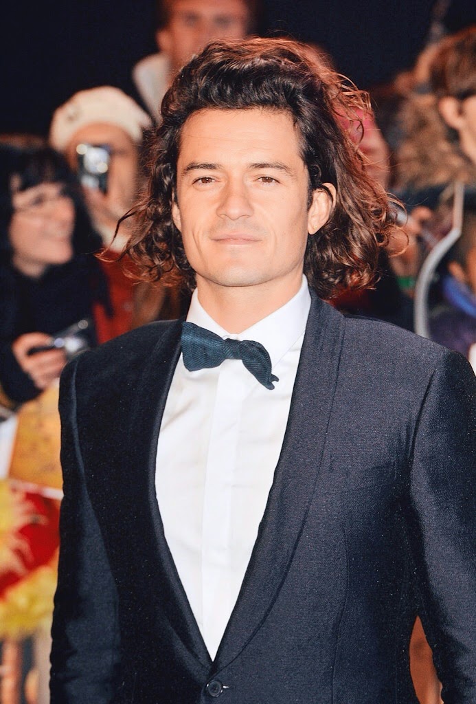 Orlando Bloom wears Lanvin Pre Spring 2015 to world premiere of The Hobbit The Battle Of The Five Armies - London 1st December 2014