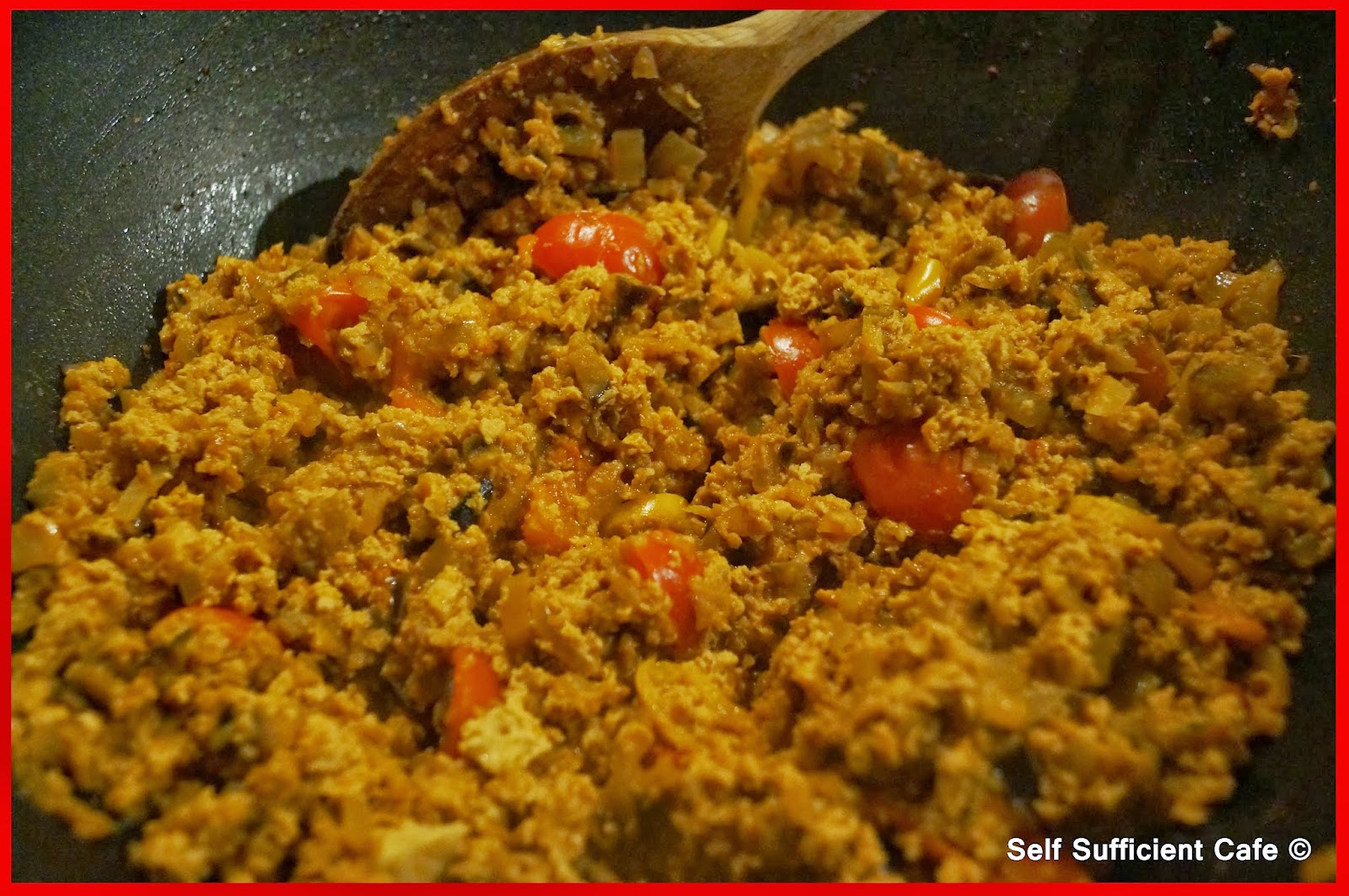 Self Sufficient Cafe Crumbled Tofu Curry & Cauliflower Rice