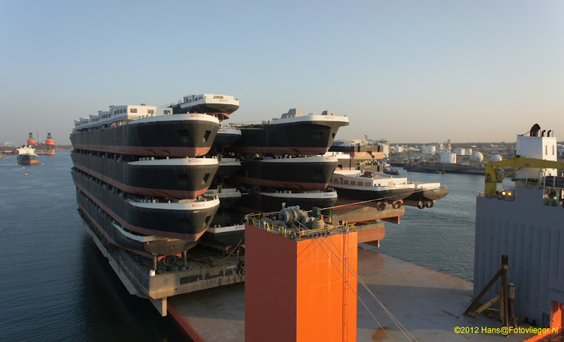 World Of Technology: Blue Marlin The Giant Ship That Ships Other Ships