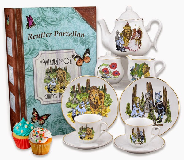 Curiozities By The Book Reutter Porcelain Tea Sets