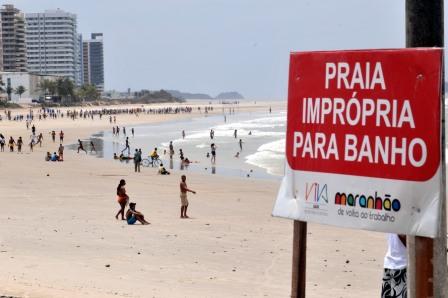 Poluição das praias de São Luís.Foto no blogue Jornalismo Ambiental, da jornalista Geísa Batista