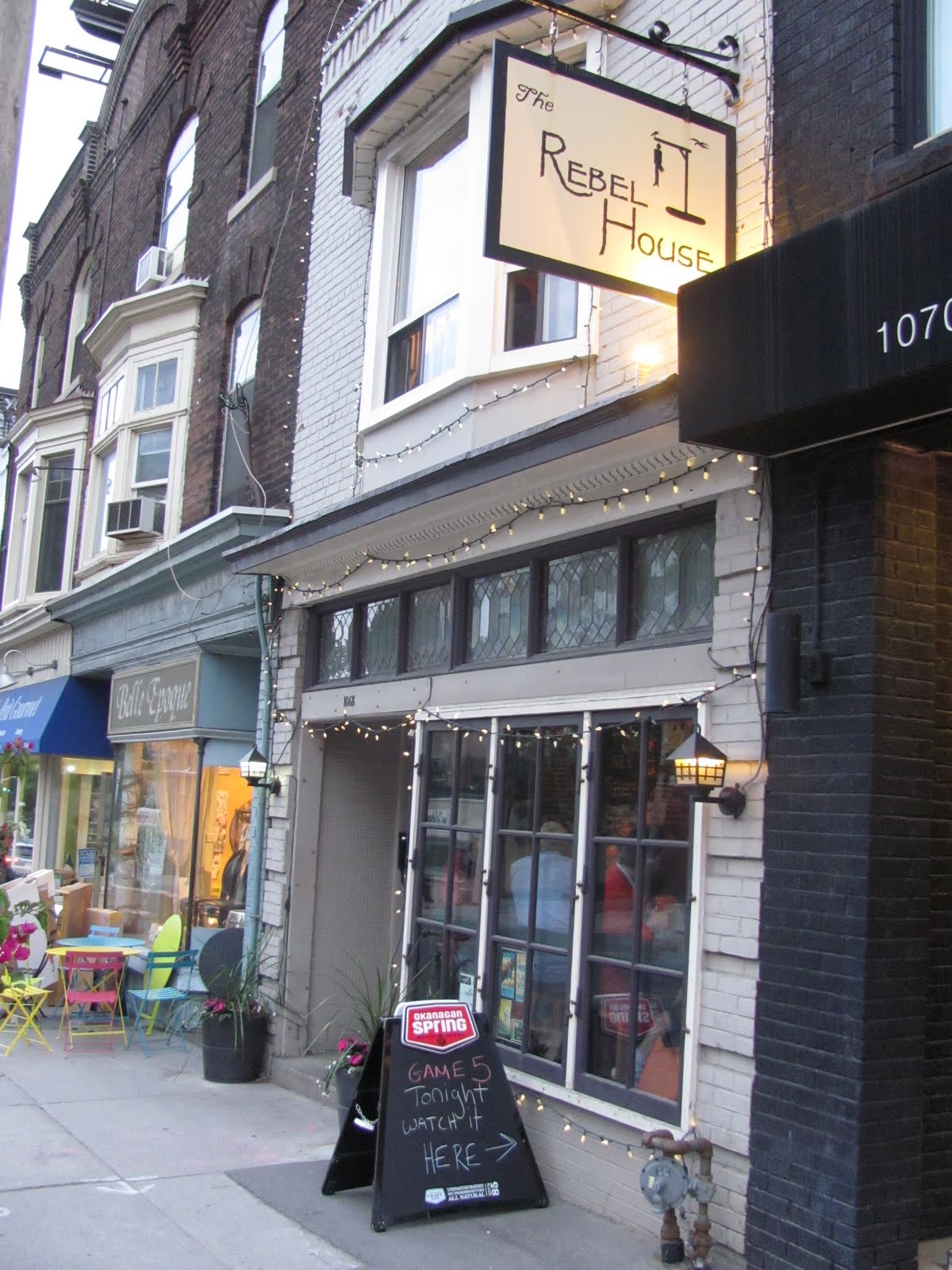 The World of Gord Yonge St Pub Crawl with Toronto Beer Lovers MeetUp