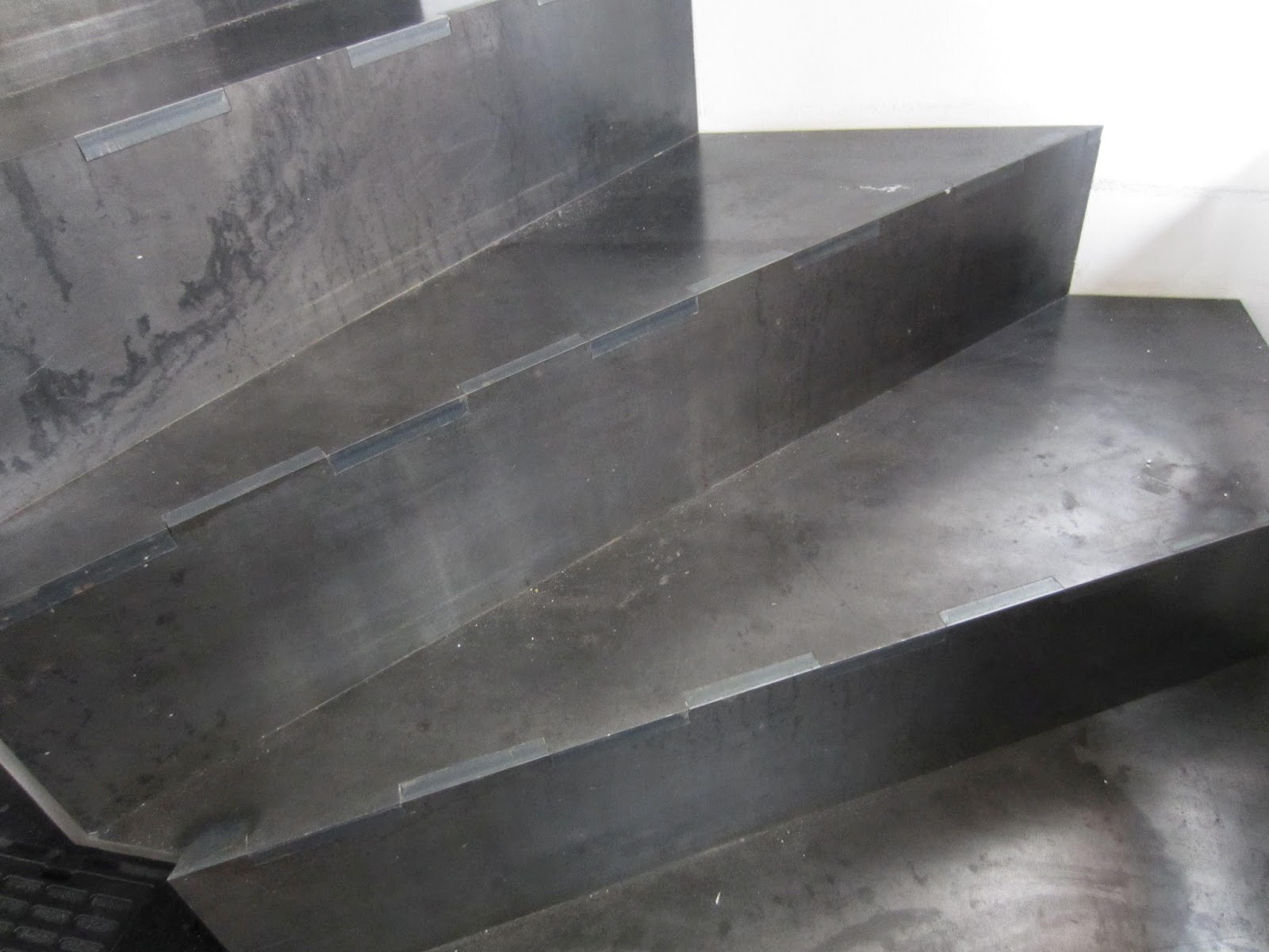 Falttreppe Stahl Walzblau Verzahnt Frobel Metallbau