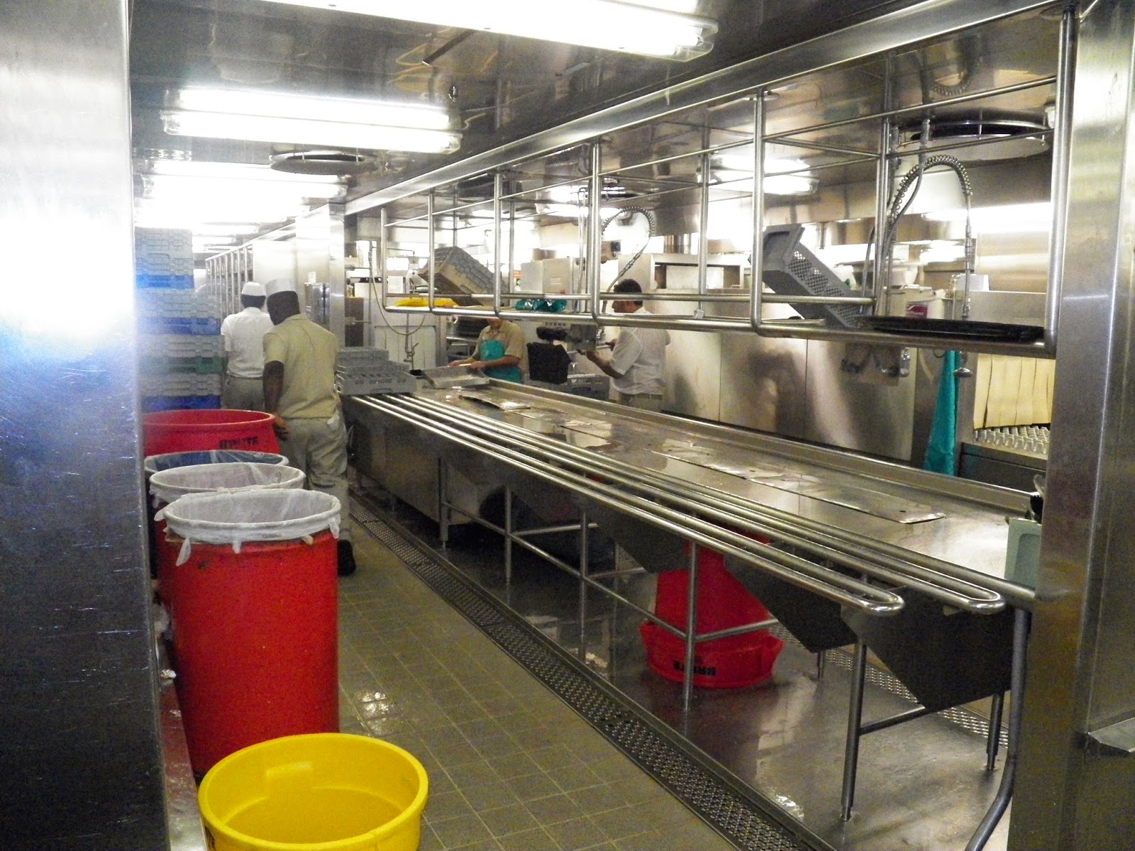 CRUISE LIKE A DAVIS A Cruise Through the Galley