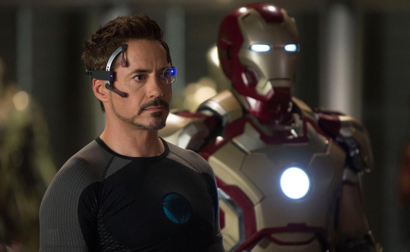 Iron+Man+3+Tony+Stark+suit+Review+Poster
