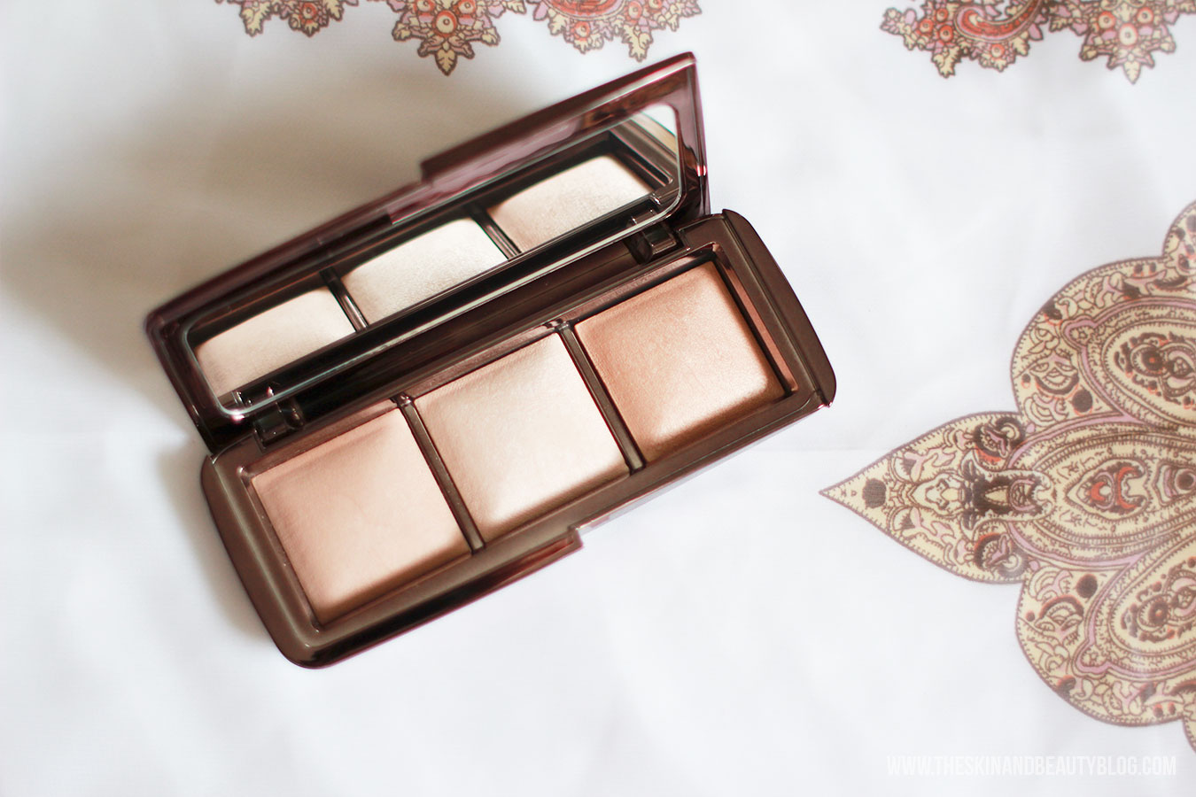 Hourglass Ambient Lighting Powder Palette Review, Swatches! The Skin
