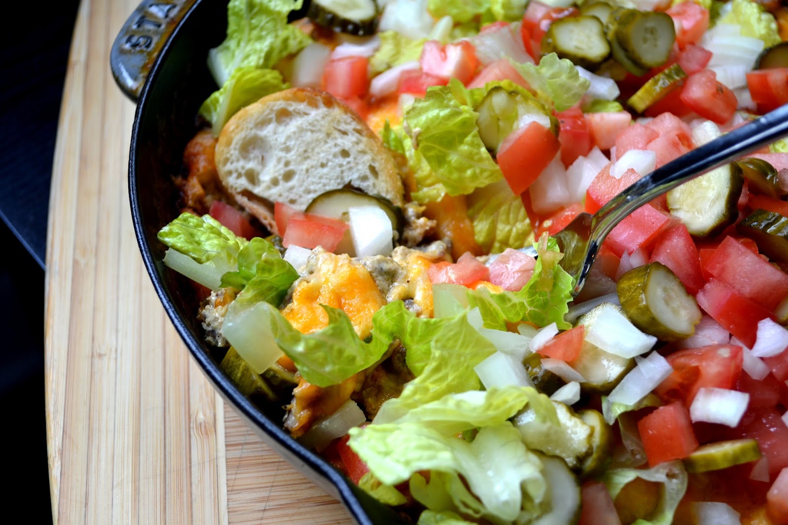 Hardly Housewives Cheeseburger Dip