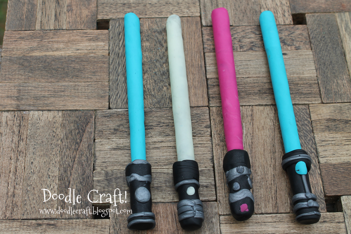 Doodlecraft DIY Lightsaber Pens!