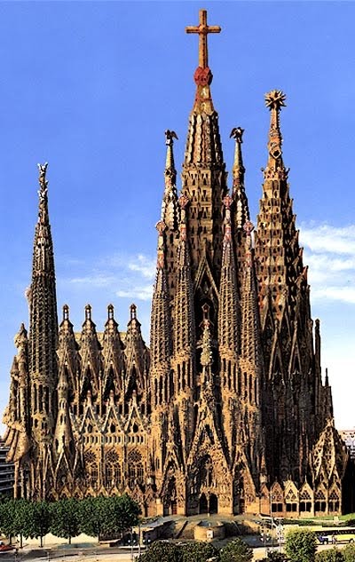 செயற்கை அழகு காட்சிகள்  - Page 3 Gothic%2BCathedral%2B%2BLa%2BSagrada%2BFamilia%2Bin%2BBarcelona%2B%25289%2529.jpg?La-Sagrada-Familia-in-Barcelona---Rare-Photos..