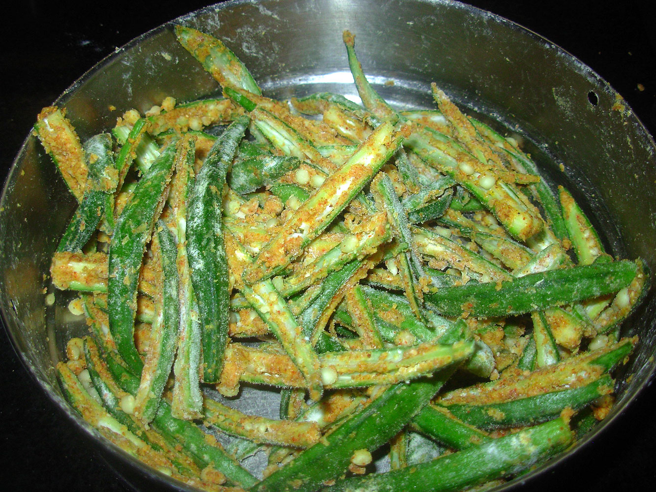 BHINDI KURKURI / CRISPY OKRA / LADIES FINGER FRY Cook With Smile
