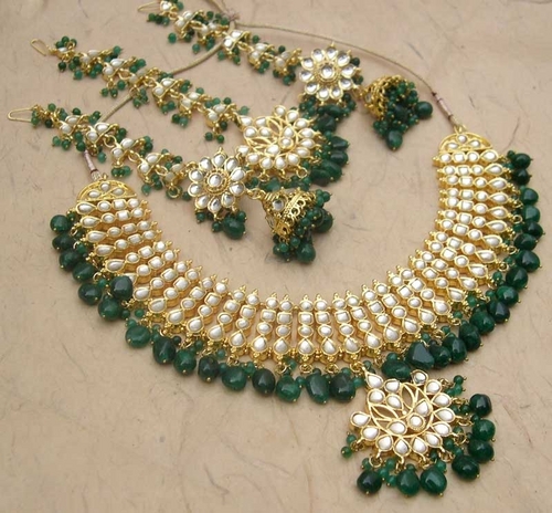 اطقم زمرد فاخره Kundan-jewellery-gold-rajistani-indian-american-bangles-earrings-bracelet-kangan-neclace-wedding-fashion-+%252818%2529