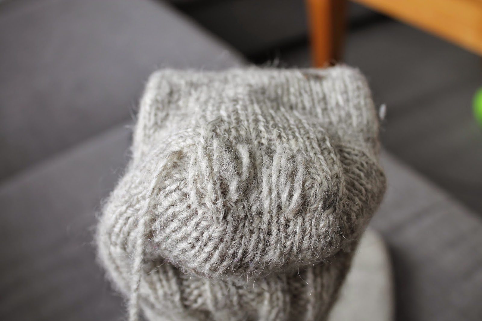 Maja strikker: Stopping av hullete sokker