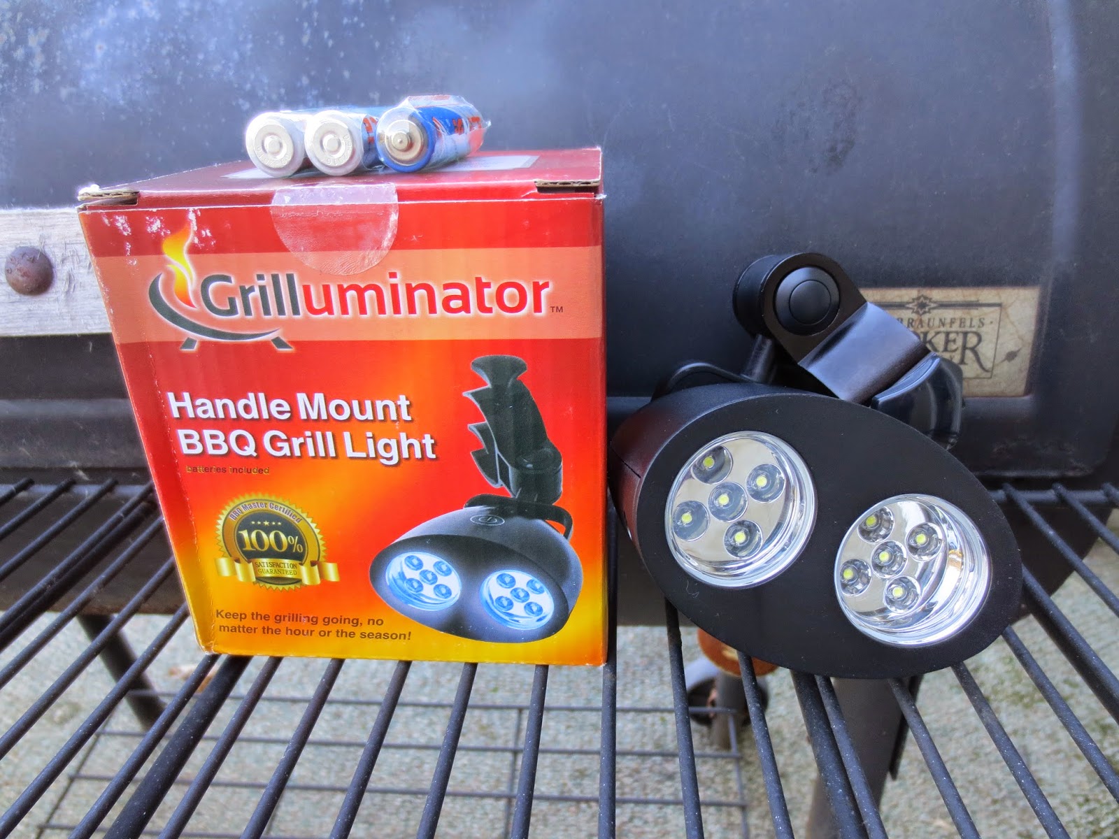 Gloria's Bits and Pieces Grilluminator BBQ Grill Light Review