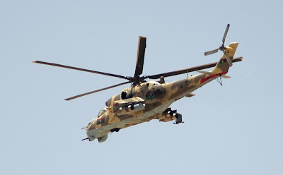 صور من جميع انحاء العالم للقوات الجوية مجهولة بعض الشئ  Mi-25D+Hind-D++854++++Benghazi++++2011