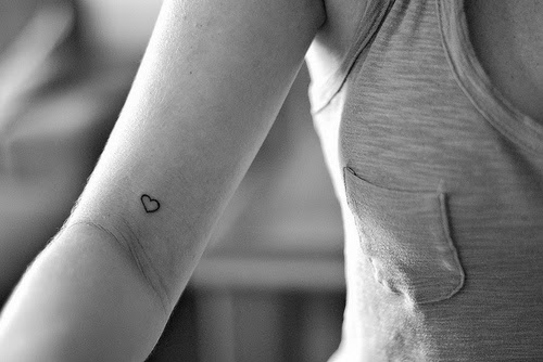 Ellie's Tattoo  Tatuagem de jogos, Inspiração para tatuagem, X tatuagem