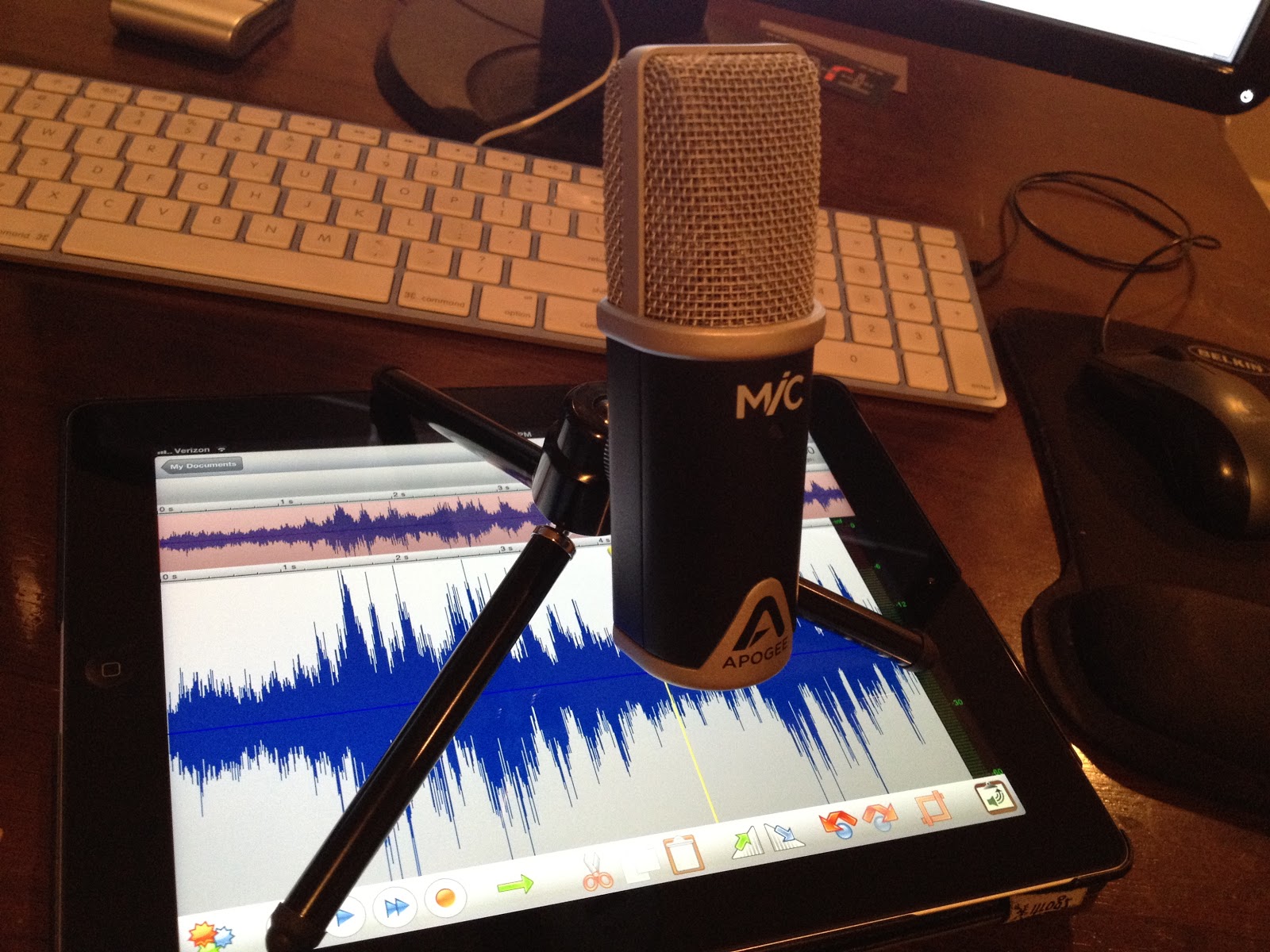 Trevor Jones Voice Over The Ultimate Portable Voiceover Studio