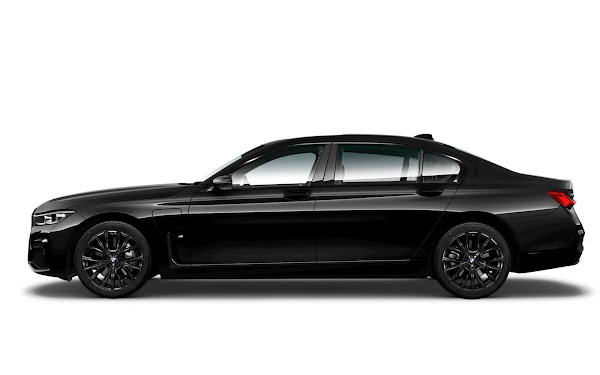 BMW Série 1, 2, e 7 ganham série Dark Edition no Brasil - fotos e preços BMW Série 1, 2, e 7 ganham série Dark Edition no Brasil - fotos e preços