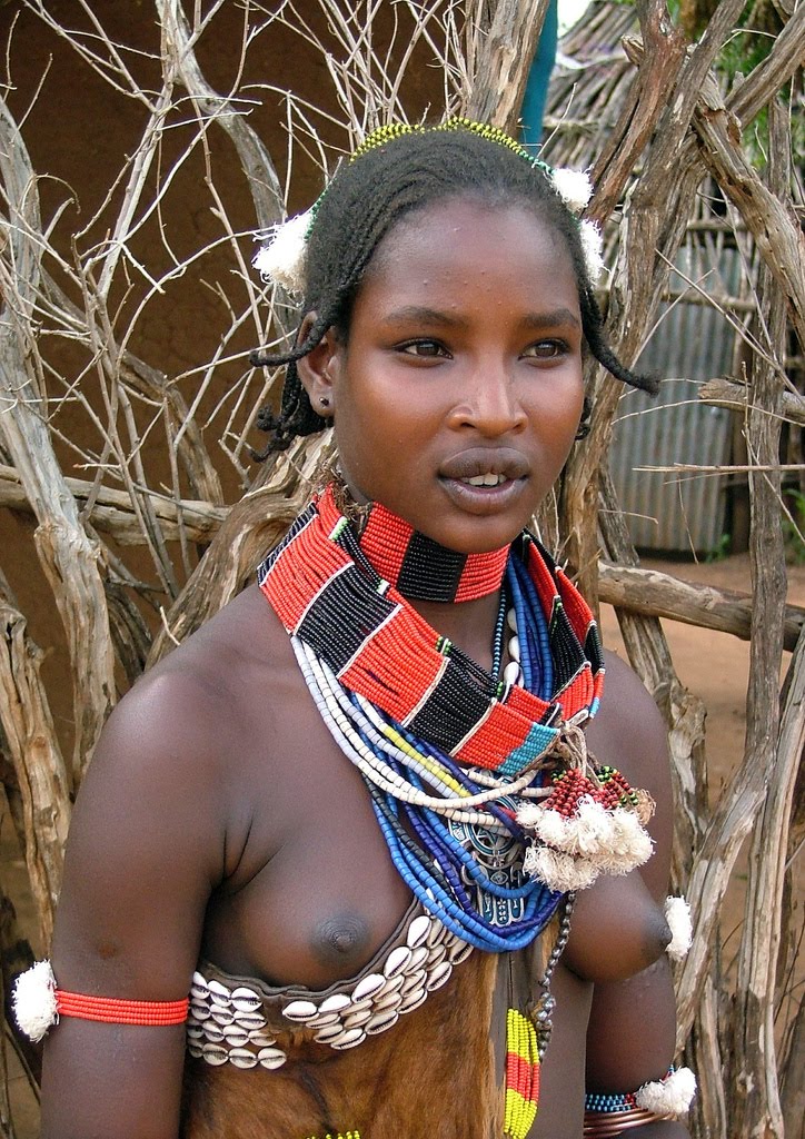 African girls naked pictures
