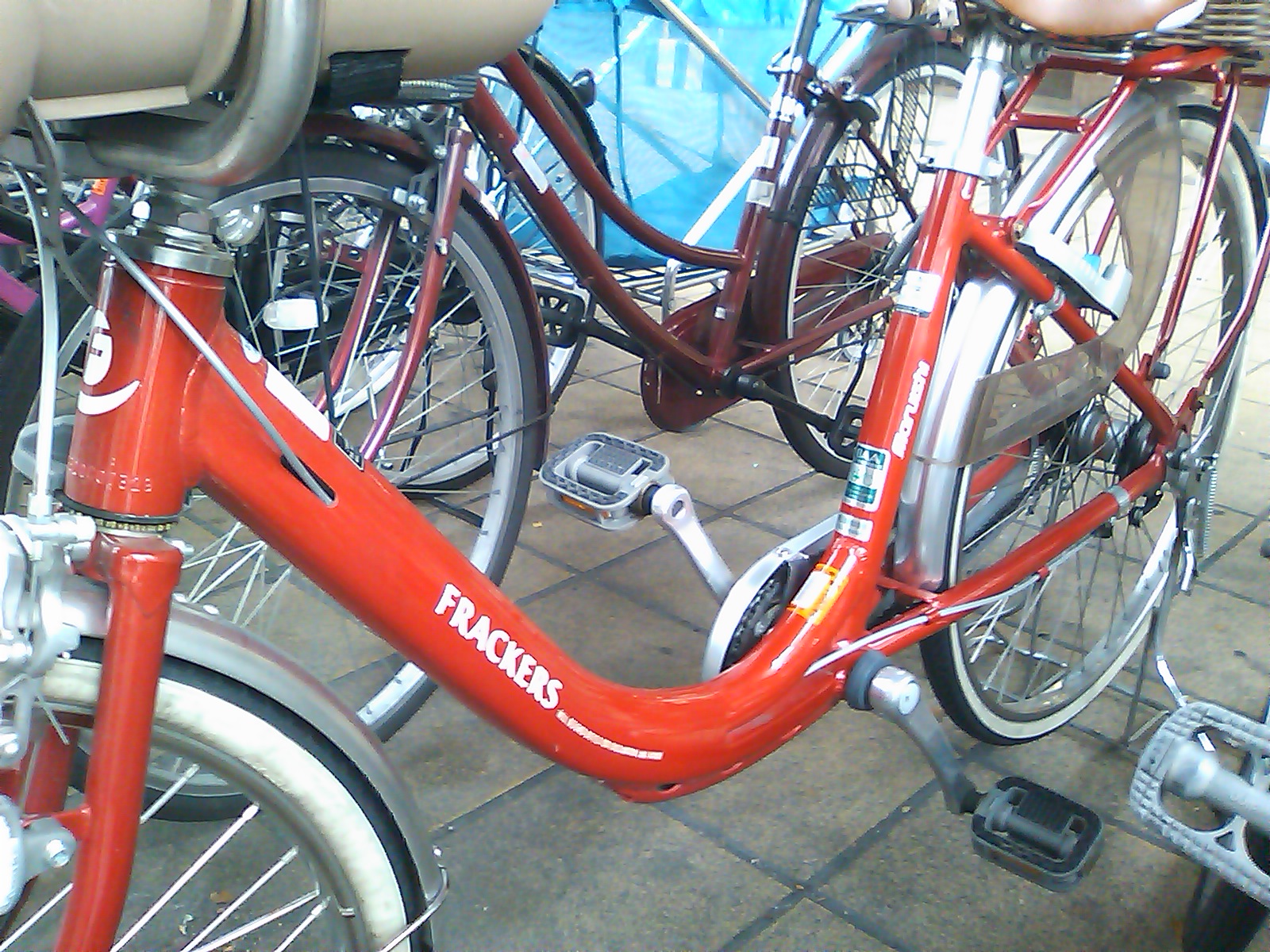 mama bicycle: Frackers' many specs ( at Senba in Osaka )