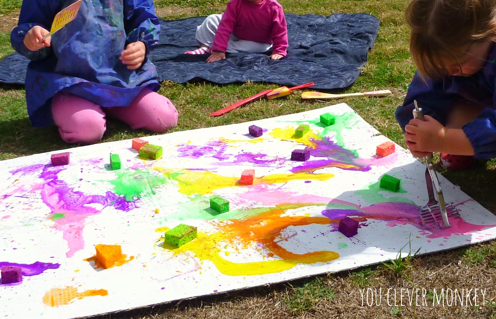 BIG Art 15+ Ideas for BIG Art Projects you clever monkey