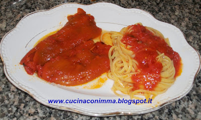 LE LINGUINE CON INVOLTINI VEGETARIANI DI PEPERONI