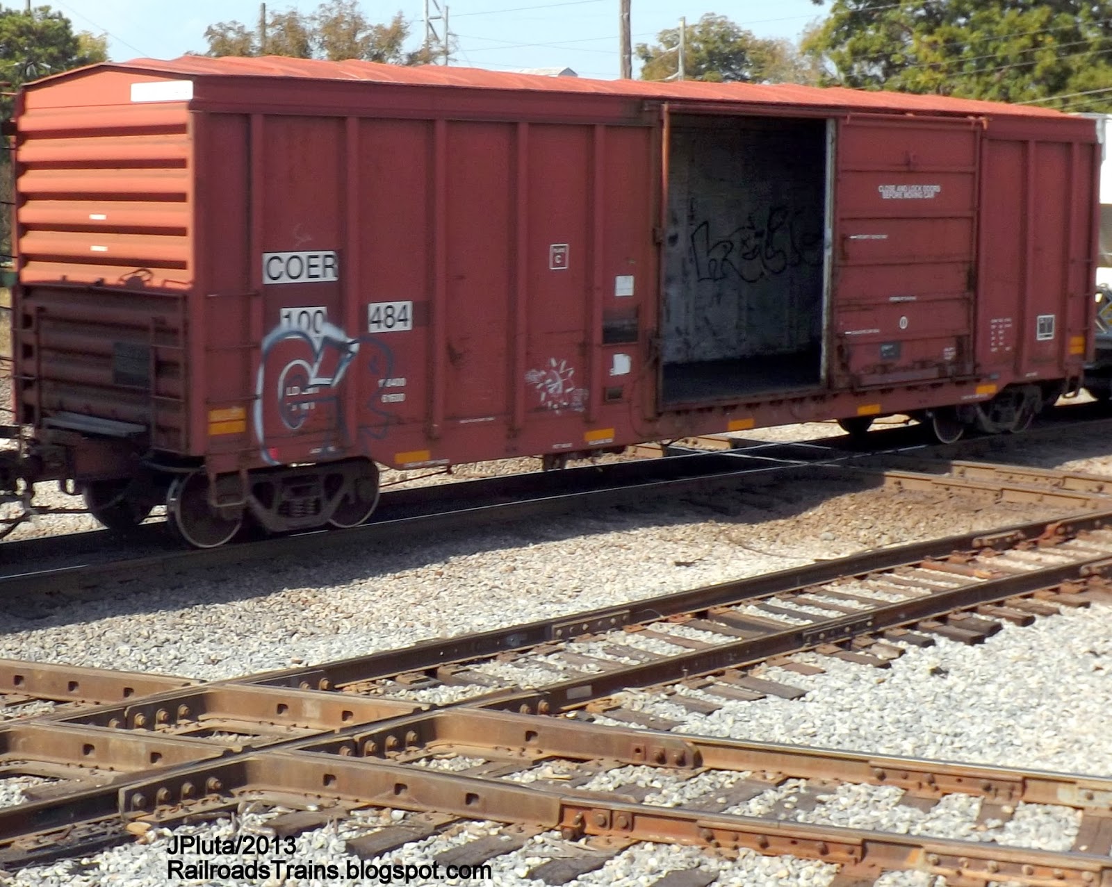 Train freight car transport