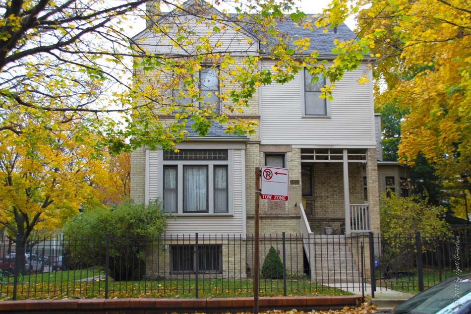 Chicago Architecture & Cityscape Lake View neighborhood [Terra Cotta