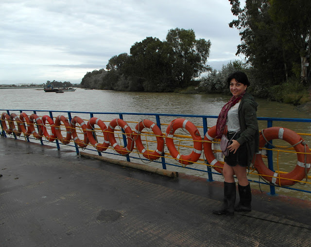 look_con_botas_de_agua