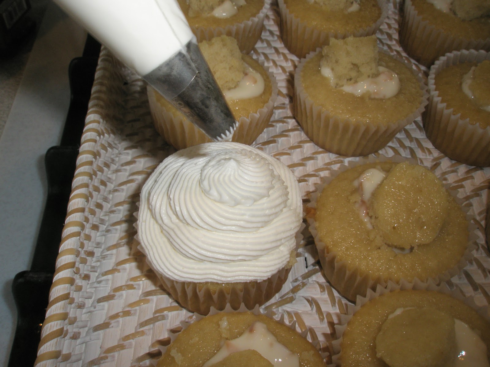 Got it, Cook it Stable Whip Cream Frosting Not too sweet!