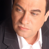 TONY VEGA