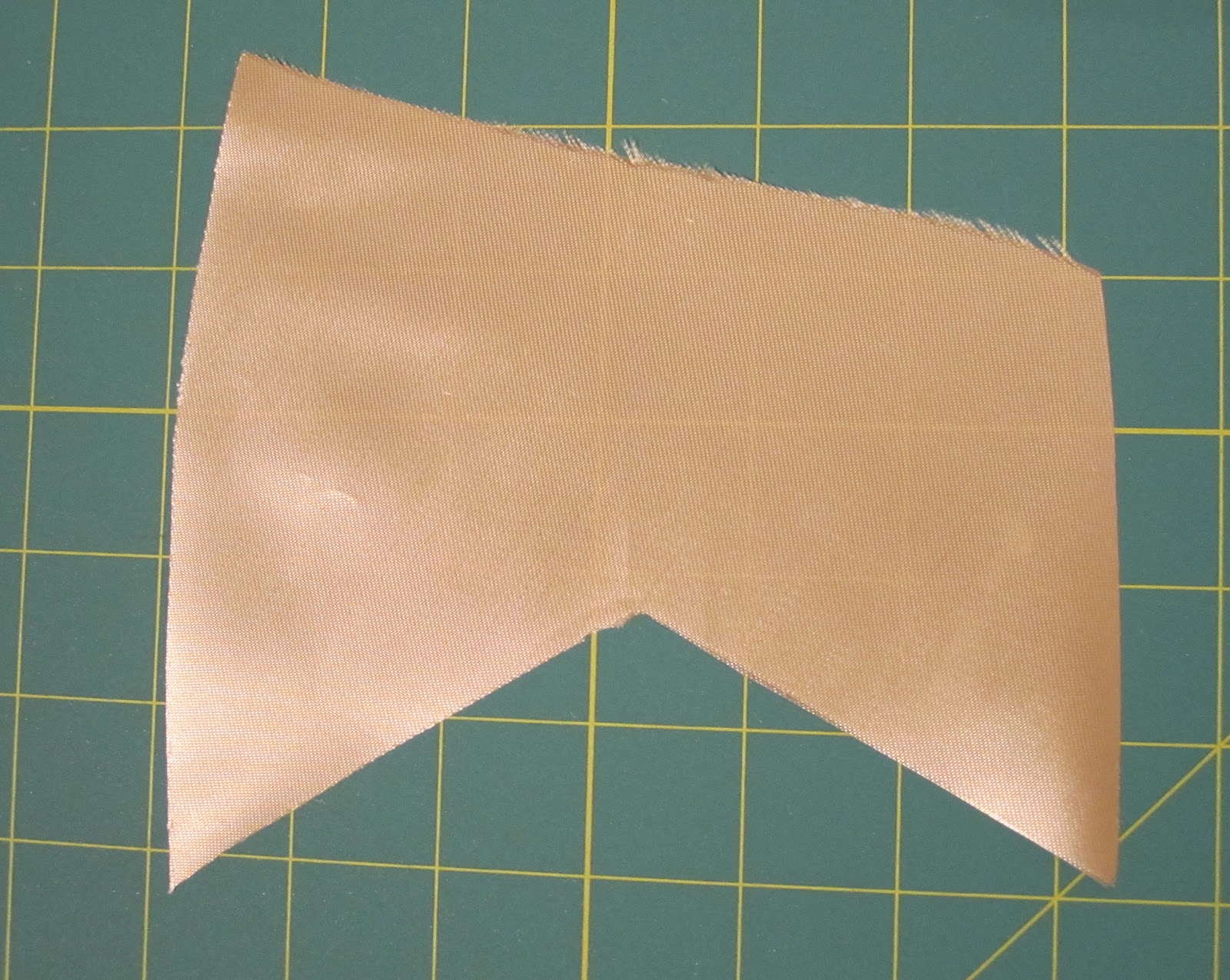 A Few Threads Loose Bias tape binding an inverted corner.