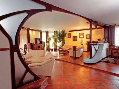 country house with dray wall, cottage living room