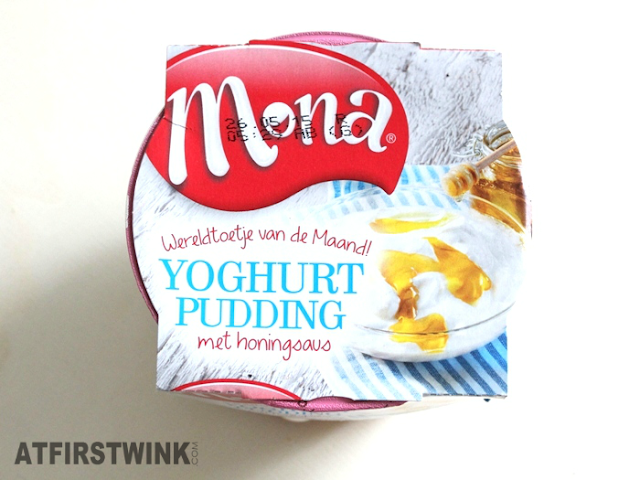 Review: Mona yoghurt pudding met honingsaus