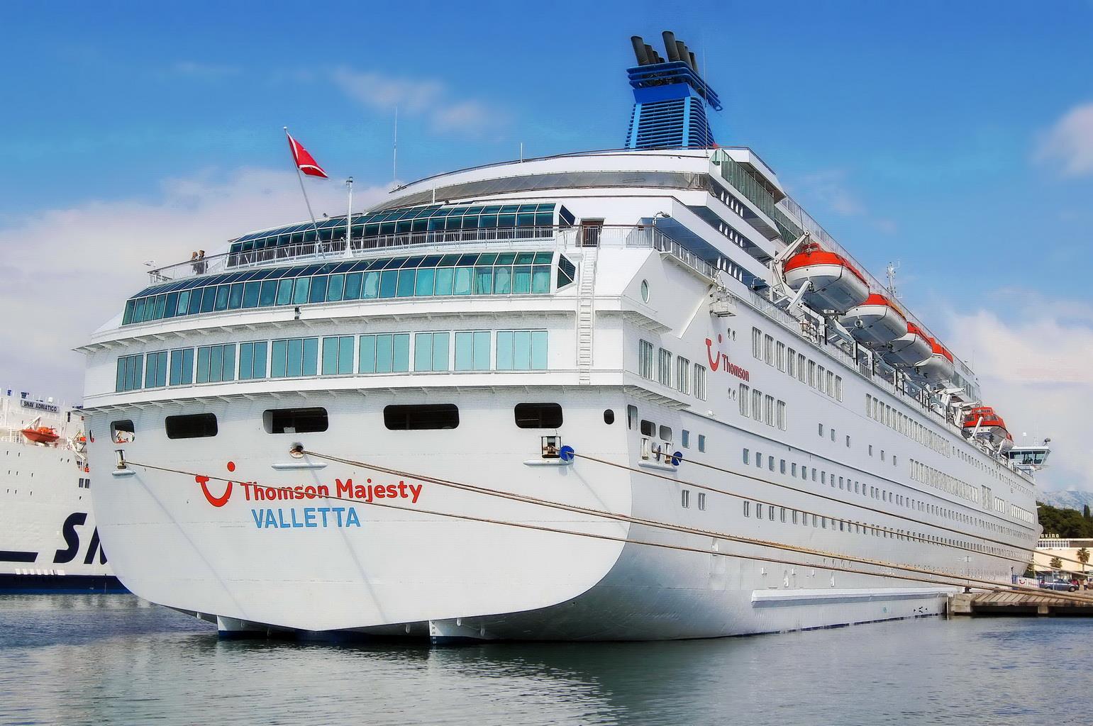 Ships in Split Thomson Majesty (cruise ship, 1992) IMO 8814744