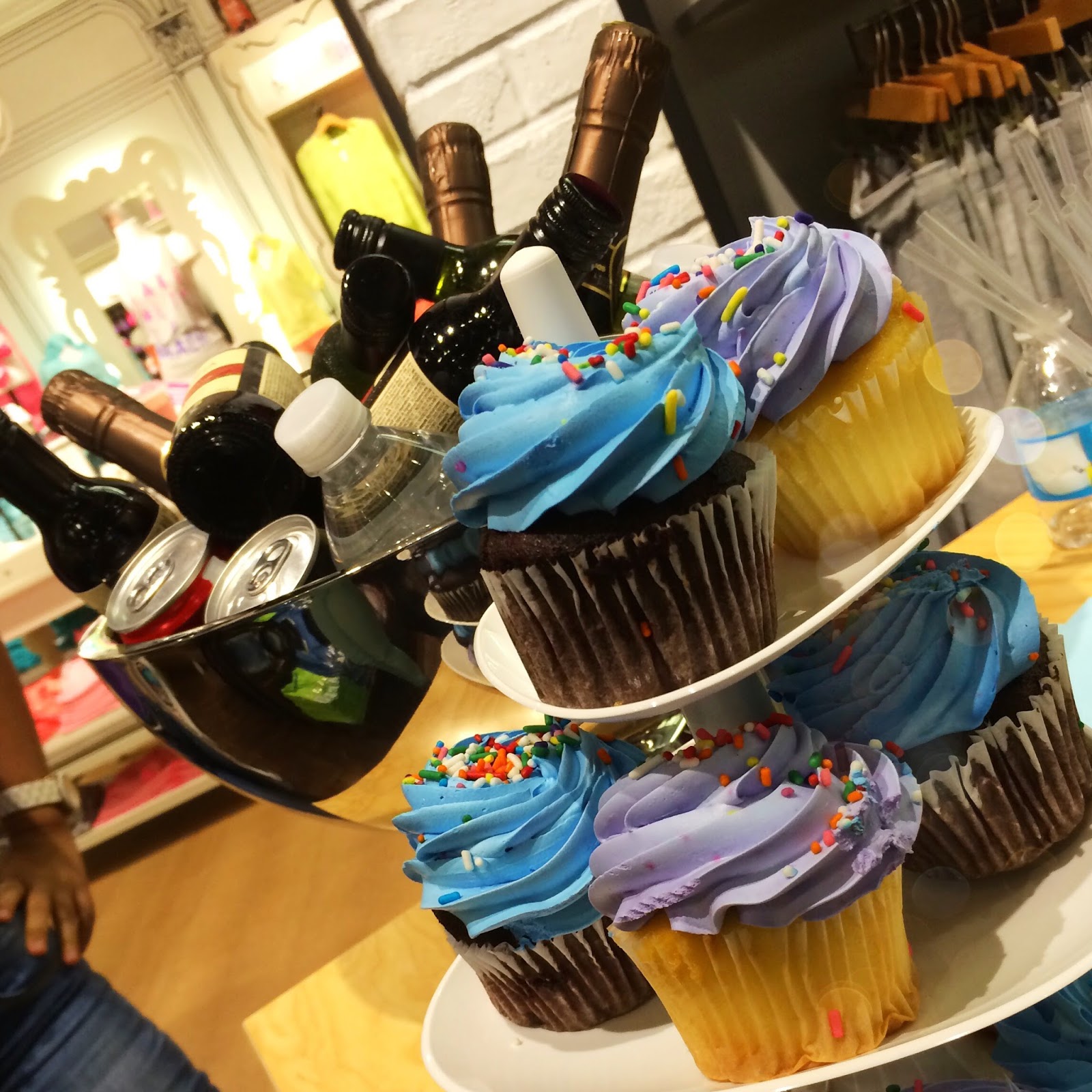 Cupcakes and Champagne