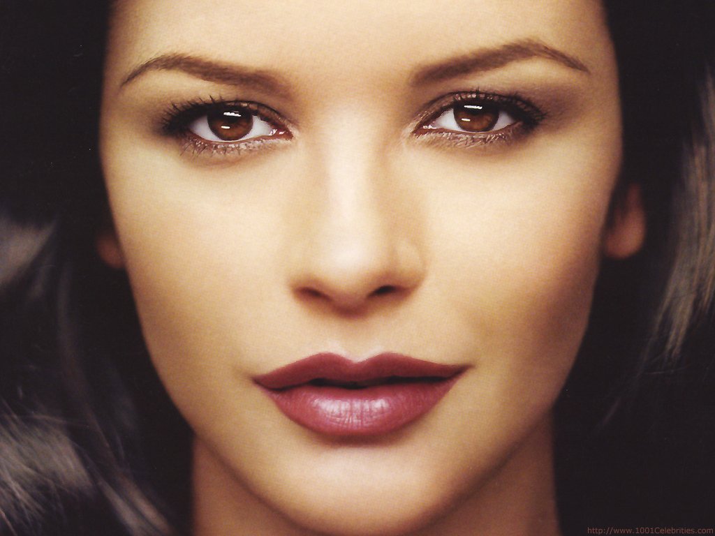 http://1.bp.blogspot.com/-tMQLDqgLAFc/UYD1iD5AHLI/AAAAAAAAFzc/H9T6tjY7JeQ/s1600/Catherine+Zeta-Jones+(GAMES+XXX+FERAS)+(32).jpg