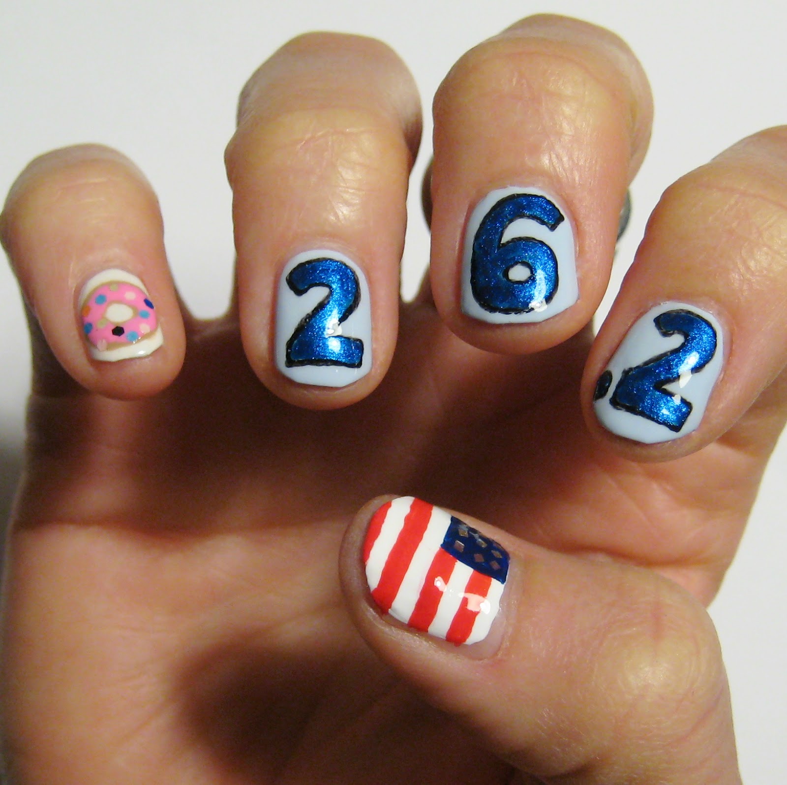 Dahlia Nails Chicago Marathon Nails!