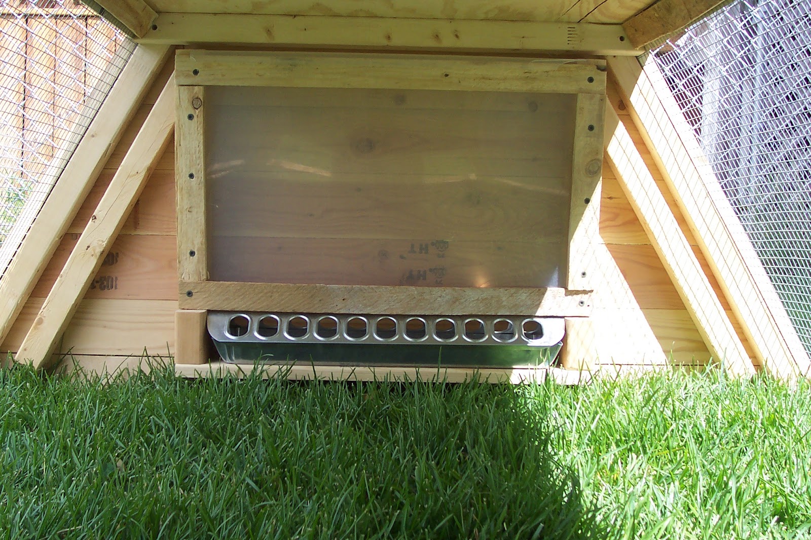 Making a Life Chicken Ark Upgrades Building a NoMess, HassleFree Feeder