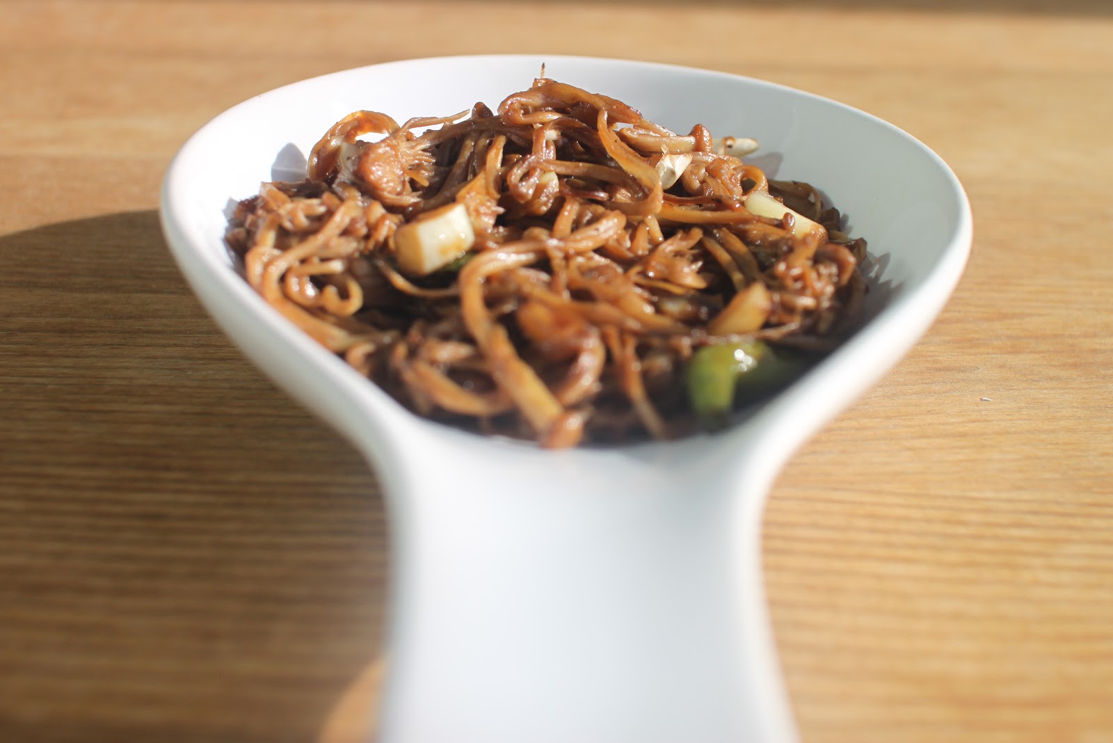 Wardrobe Menu Enoki stirfry