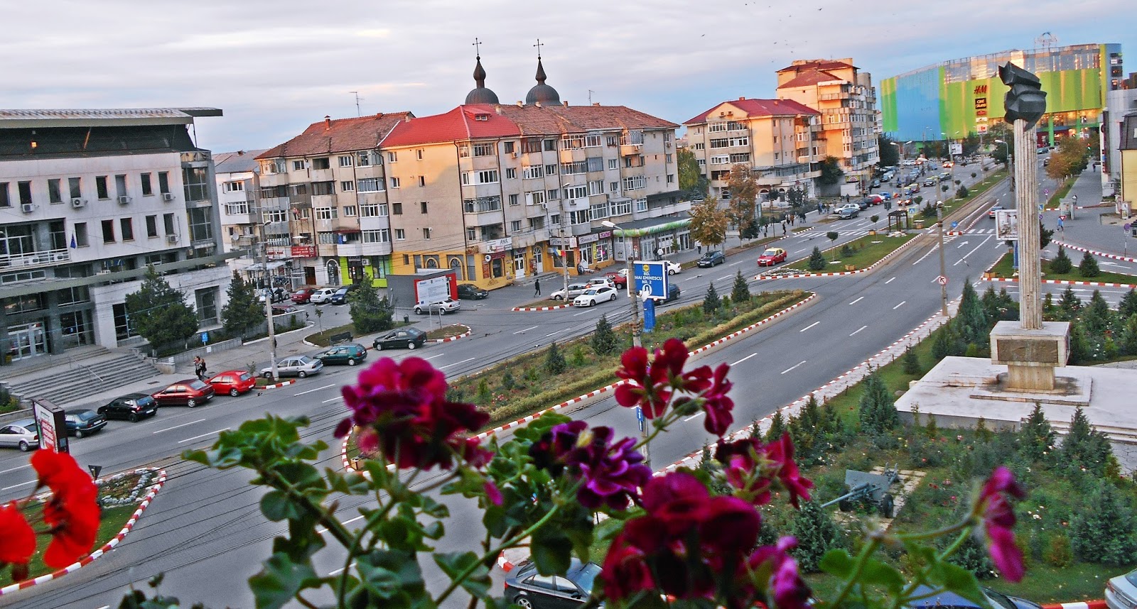 Neobişnuitul, pe mapamond Botoşani, de la înălţime. De la etajul VI