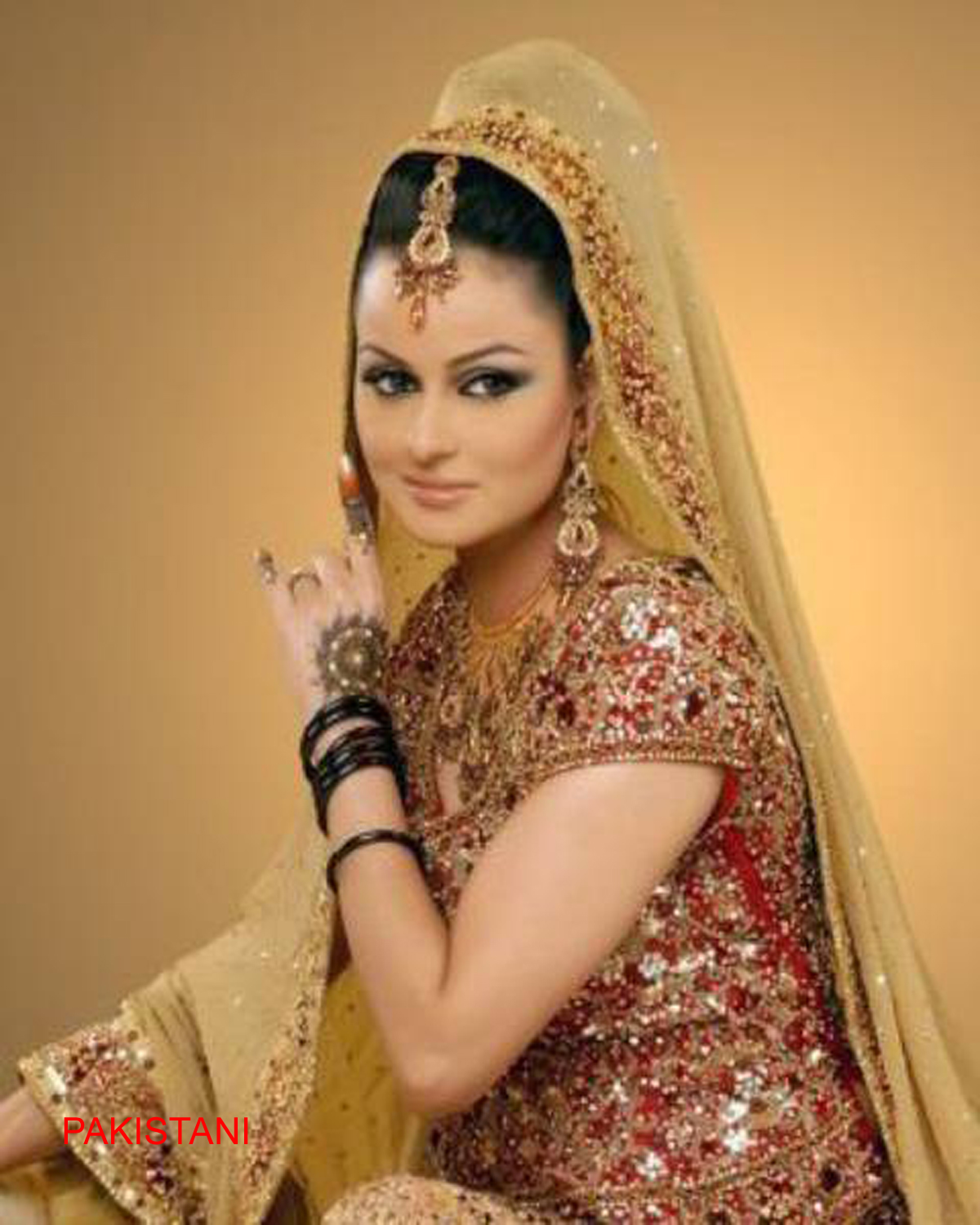 BEAUTICIAN ART: PAKISTANI BRIDAL MAKEUP