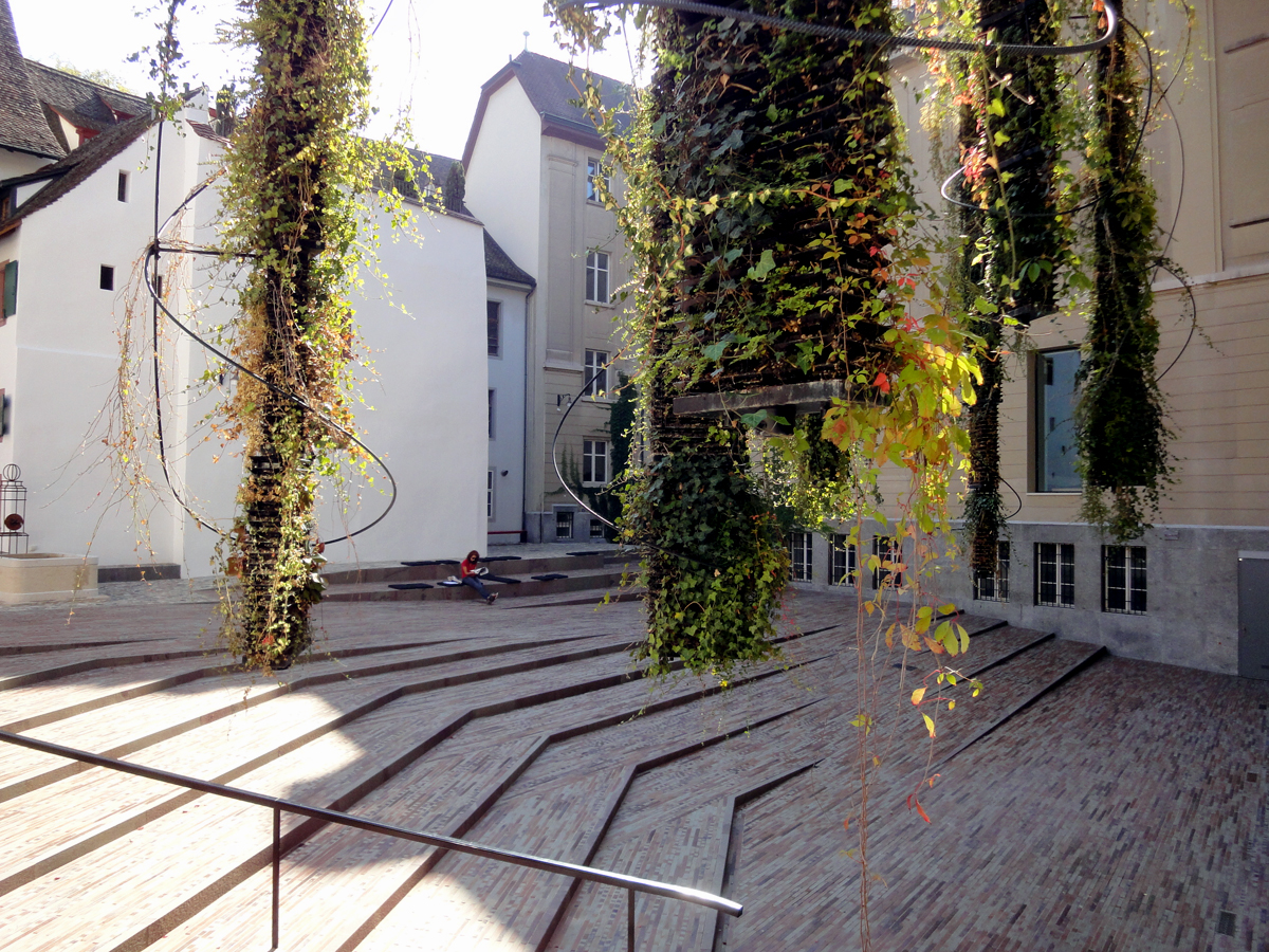 Human's Scribbles Shell, space, and content