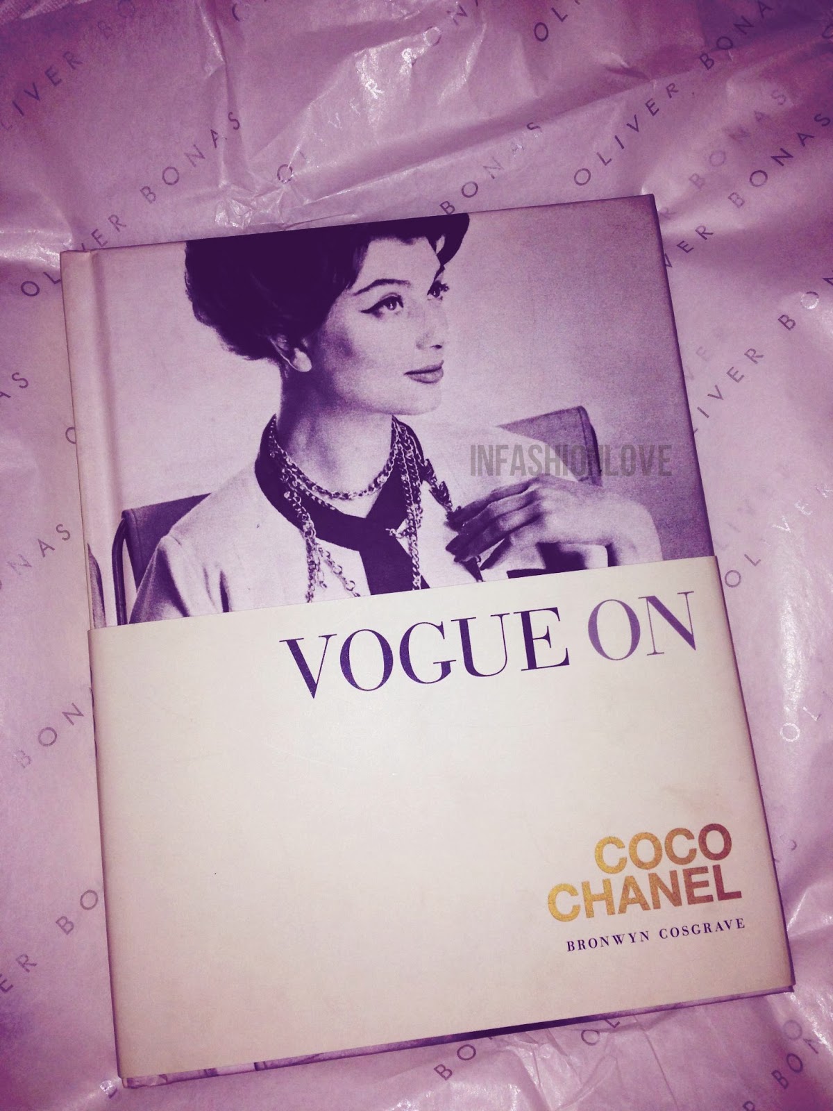Coco Chanel by Bronwyn Cosgrave cin1663bt 