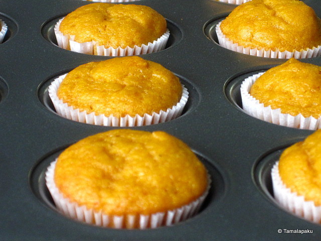 Vegan Mango Cupcake